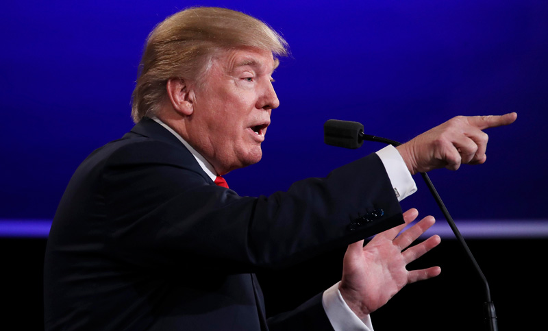 Trump insiste en elección amañada y elude comprometerse a aceptar resultado