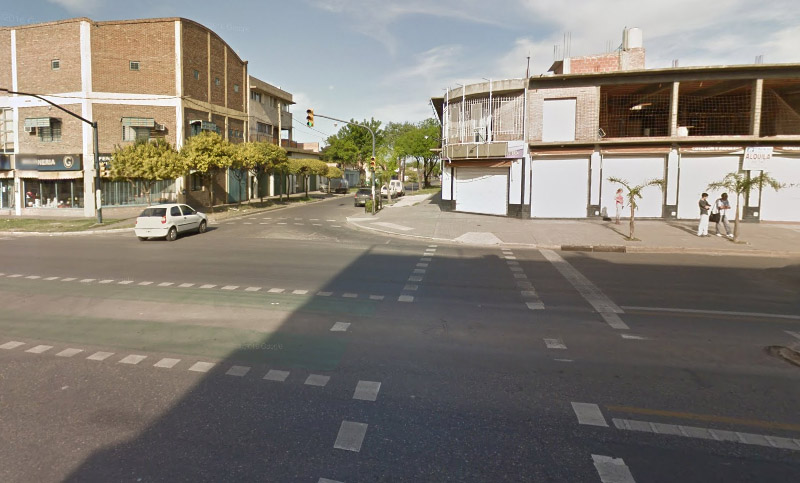 Una mujer en grave estado tras ser atropellada por un taxi