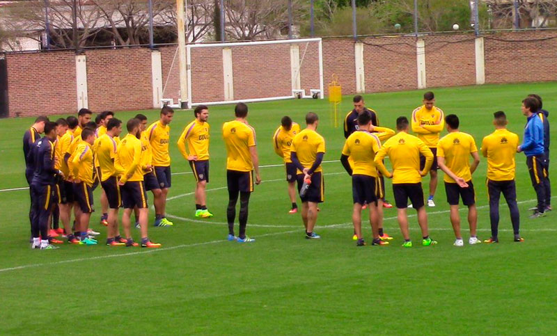 Boca enfrentaría a Temperley sin Tevez y con un equipo alternativo