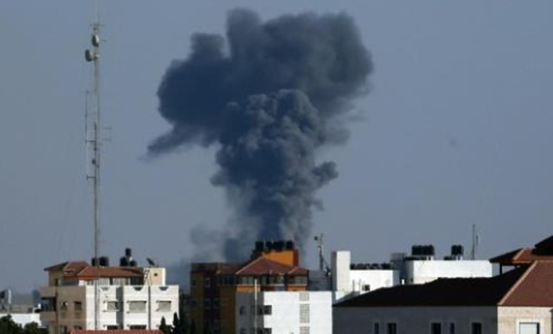 Cohete cae en ciudad de Sderot, Israel responde con ataques aéreos