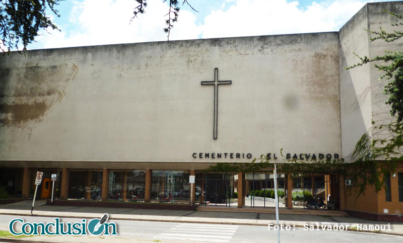 Cementerio El Salvador: víctima del vandalismo y la falta de mantenimiento