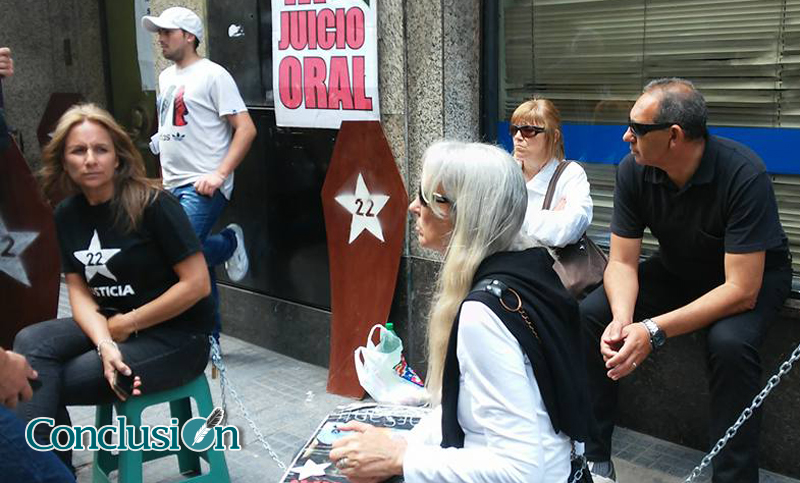 Acalorado reclamo de familiares de víctimas de calle Salta contra Enargas