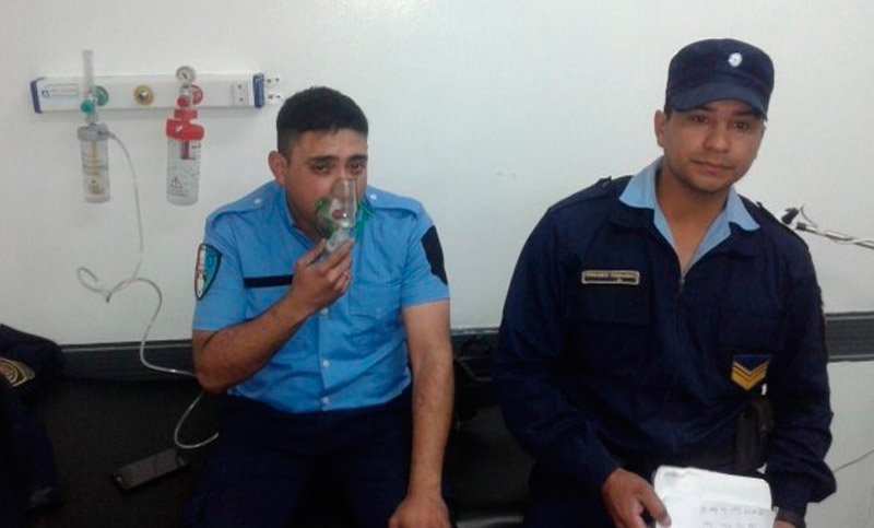 Vecinos y policías salvaron a una familia de un incendio Alta Gracia