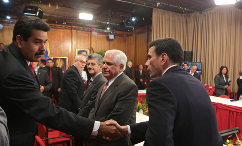 Gobierno y oposición de Venezuela acuerdan diálogo el 30 de octubre