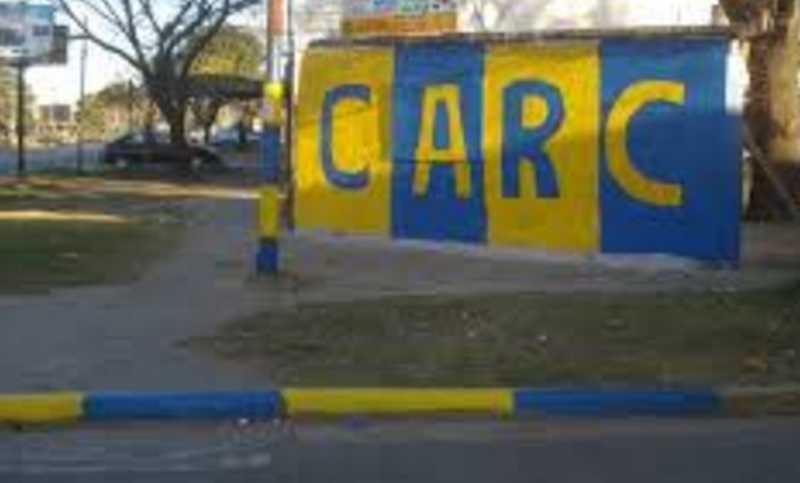 Al menos cuatro jóvenes fueron detenidos por realizar pintadas en la vía pública