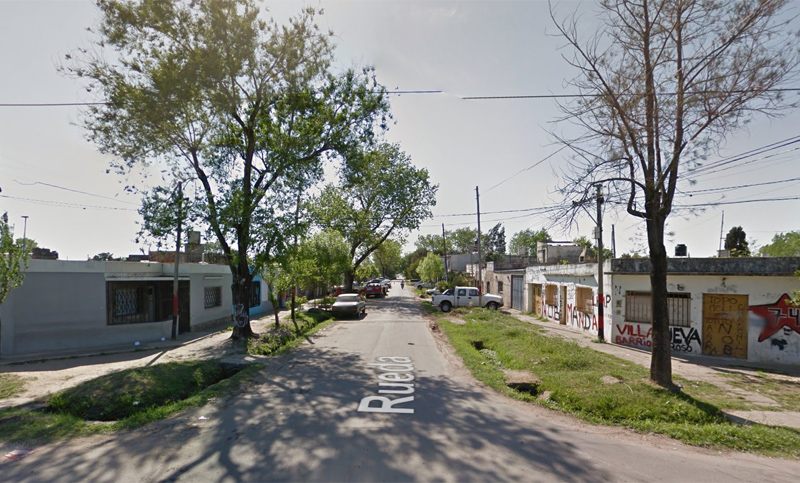 Violento asalto a una mujer, persecución y detenidos en barrio Triángulo