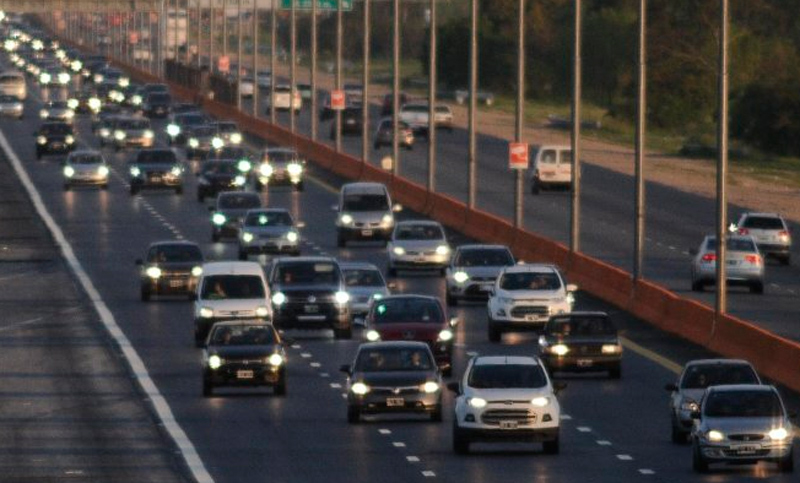 Intenso movimiento en rutas por el regreso del fin de semana largo
