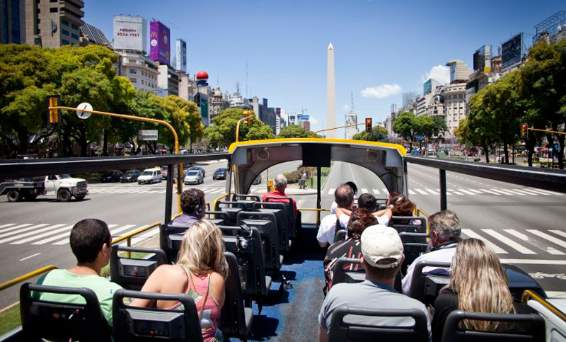 Creció el arribo de turistas por primera vez desde marzo de 2015