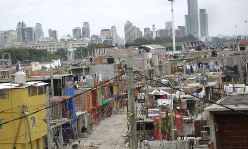 En tres meses, se sumaron más de 100.000 pobres en la Ciudad de Buenos Aires