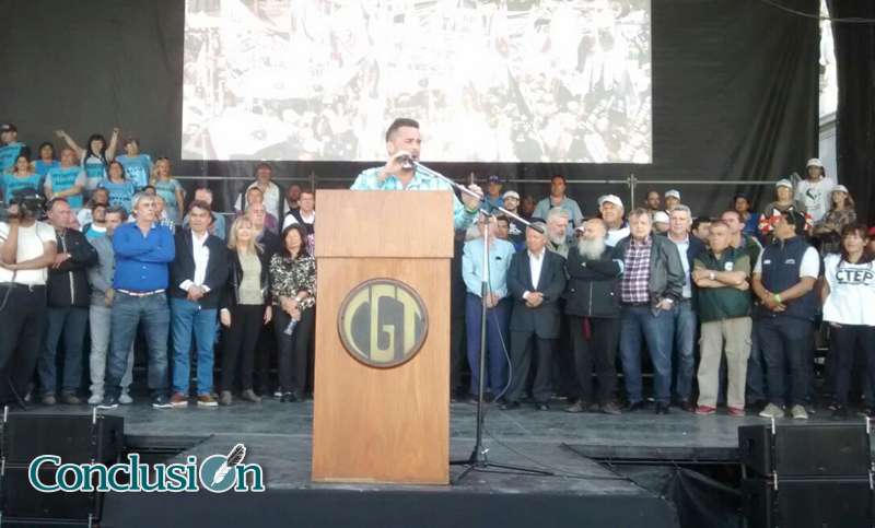 Tras la marcha, la CGT advirtió que puede hacer un paro en 2017