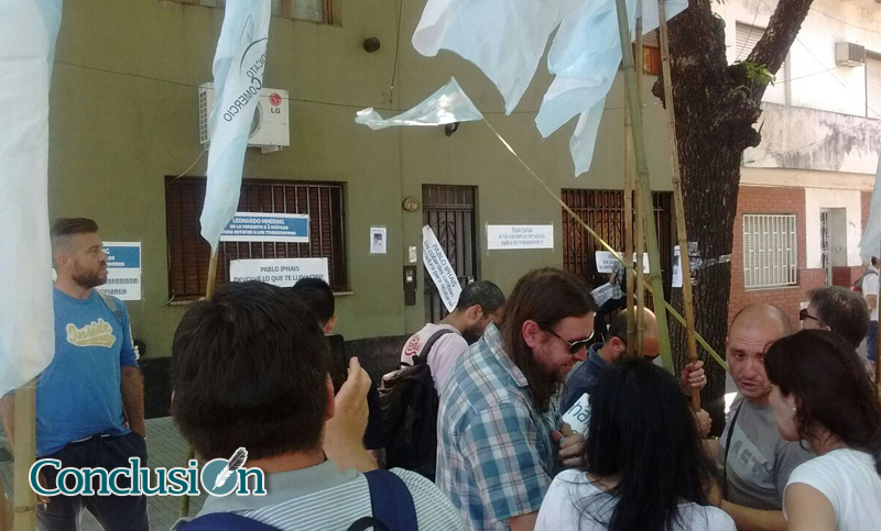 Protesta de trabajadores de Triángulo Color