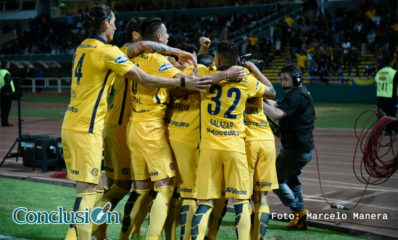 En la arena del “Matador” Kempes, el Canalla mató a Boca y es semifinalista