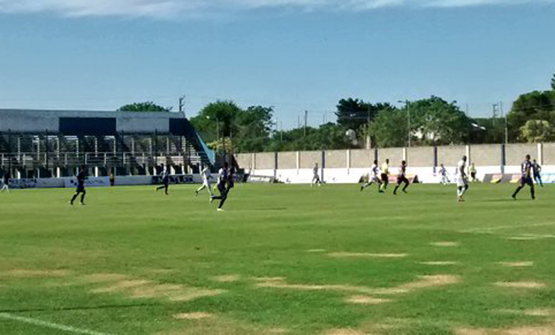 Central Córdoba cortó la racha positiva con una derrota ante Deportivo Merlo