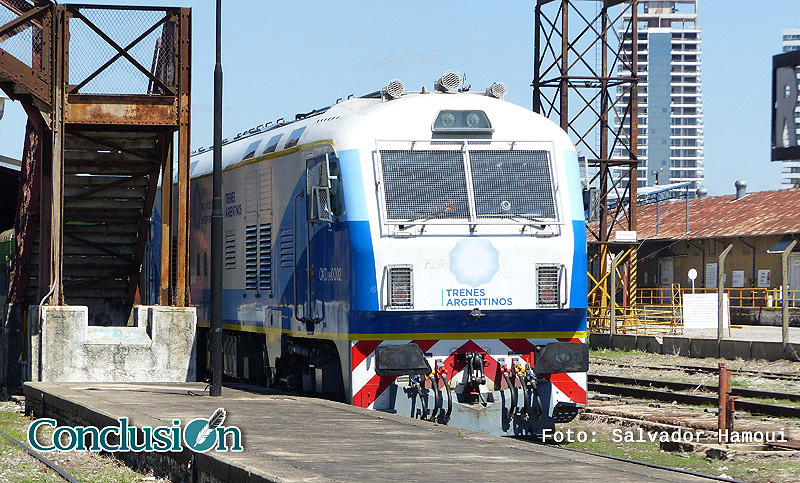 Se restableció el servicio del ferrocarril que une Rosario con Retiro