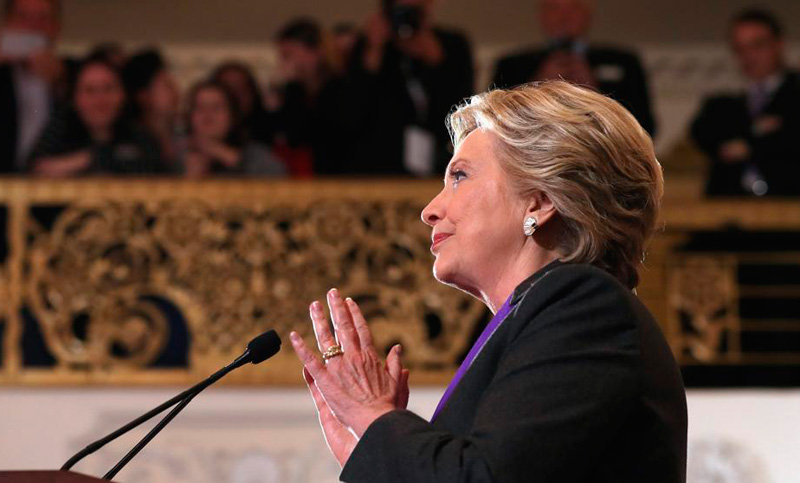 Hillary Clinton: «Felicité a Trump y le ofrecí trabajar con él por el bien del país»