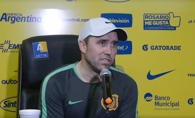 «De preparar un partido como lo hizo el rival del clásico, baja Don Ángel y me da una patada»