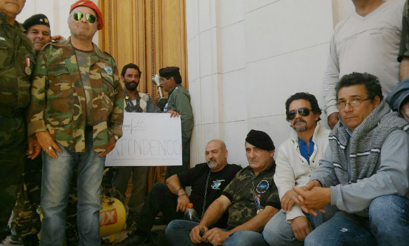 Veteranos de Malvinas reclaman una ley que les permita obtener obra social y pensión