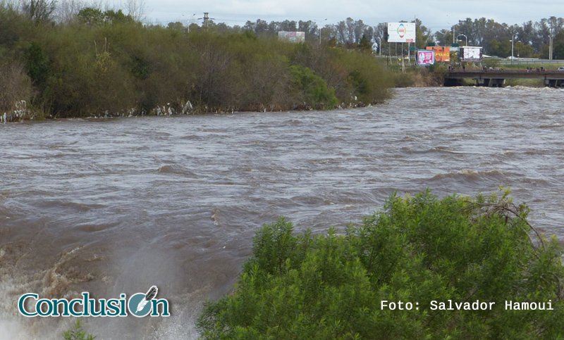 Desapareció un joven en el arroyo Saladillo