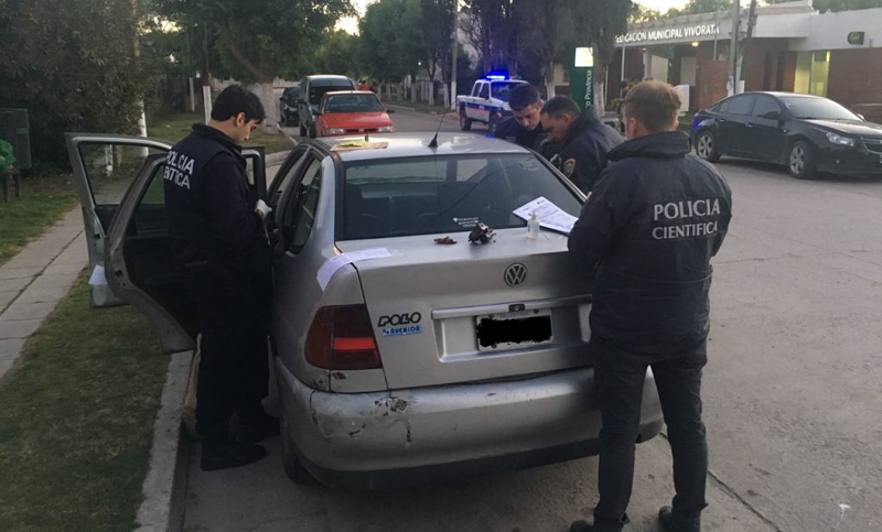 Un nene de 7 años encontró el arma de su padre y se disparó en la cabeza