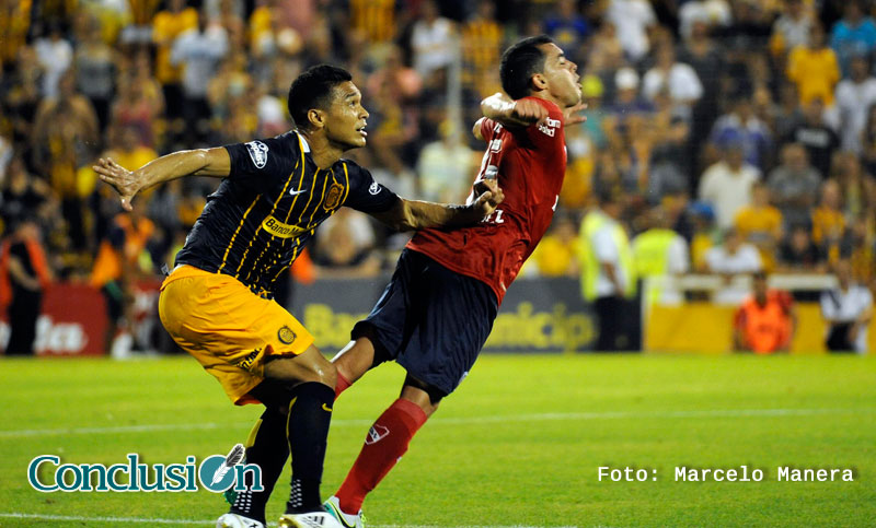 Un campeonato que lo maltrata y que no lo deja hacer pie