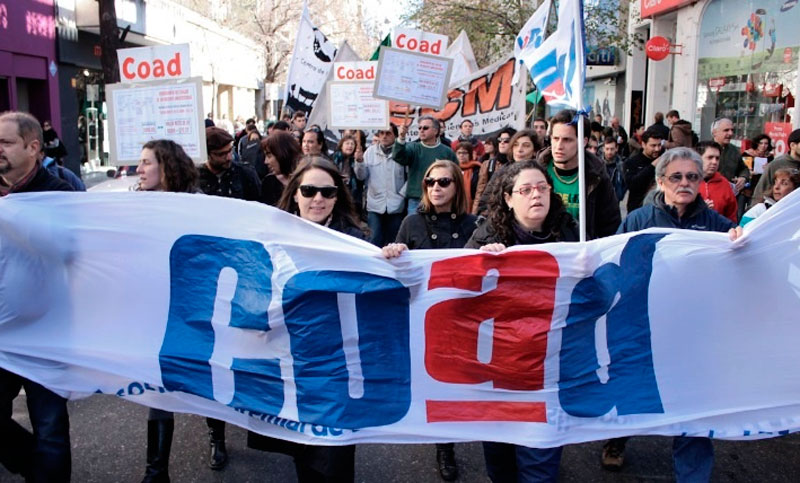 Por una «paritaria única nacional», docentes universitarios paran el 6 y 7 de marzo