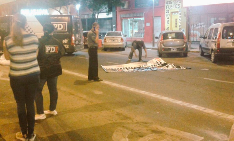 Tragedia en Arroyito: un colectivo atropelló y mató a un  peatón