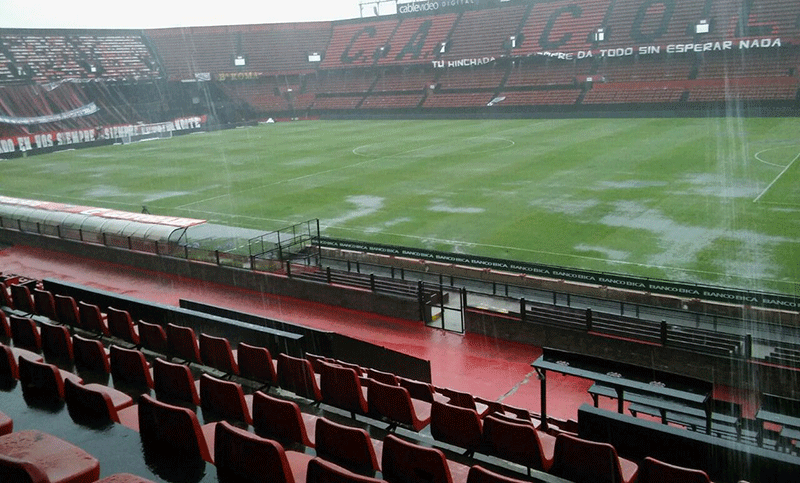La previa de Colón-Newell’s, pasada por agua: ¿se juega?