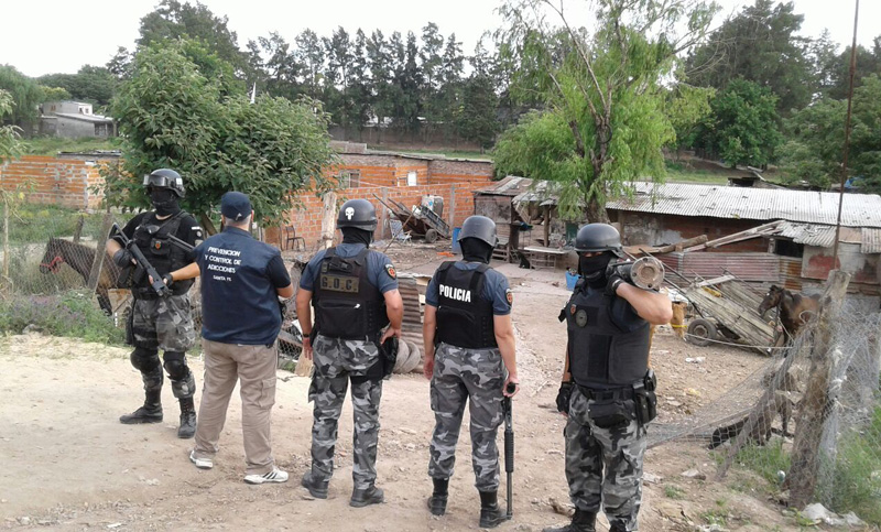 Secuestro importante de drogas tras dos allanamientos en San Lorenzo