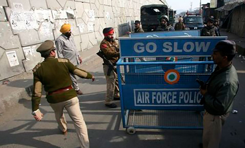 Murieron tres soldados de la India al repeler el ataque a una base militar en Cachemira