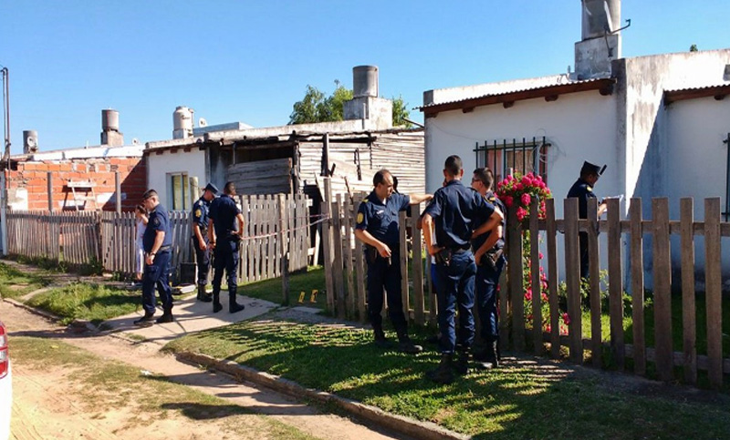 Le pegó un tiro a su ex esposa, hirió al novio de ésta y se suicidó de un balazo