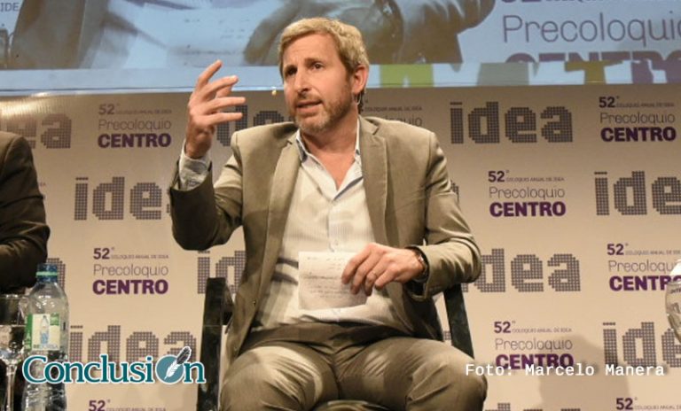 Frigerio anunció que se invirtieron casi 12 mil millones en viviendas sociales