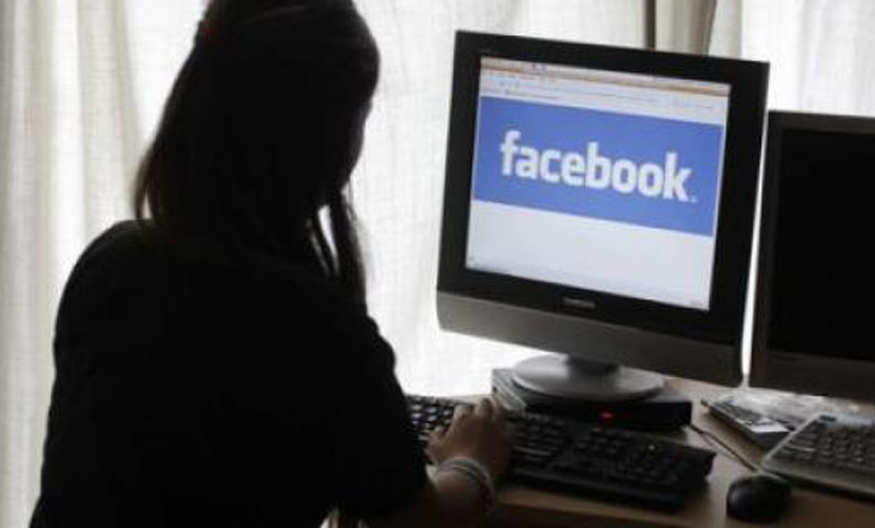 La justicia condenó por primera vez a un hombre por acosar a una nena en Facebook