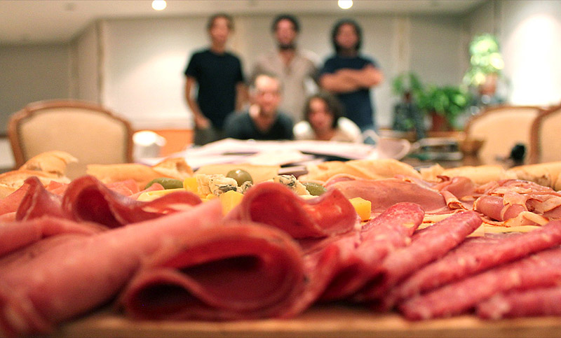 ¿Cómo inciden festejos sociales en hábitos alimenticios?