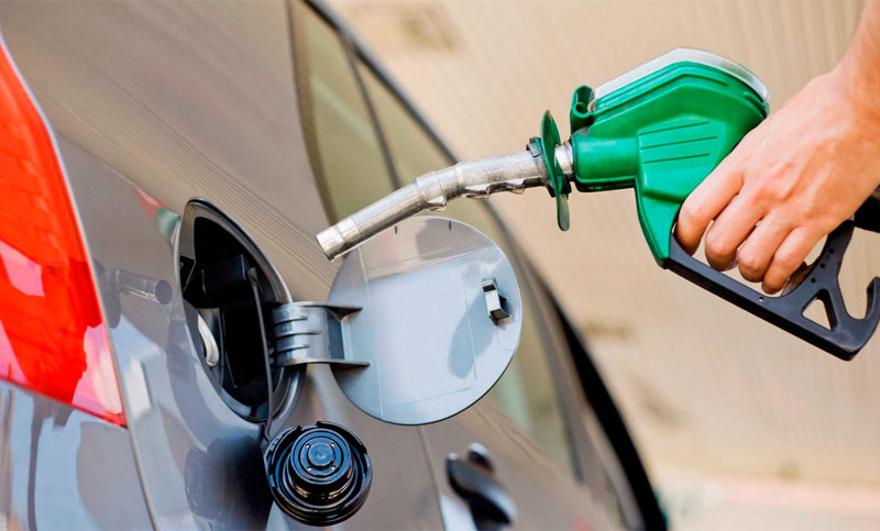 El gobierno analiza la eliminación gradual de subsidios al petróleo