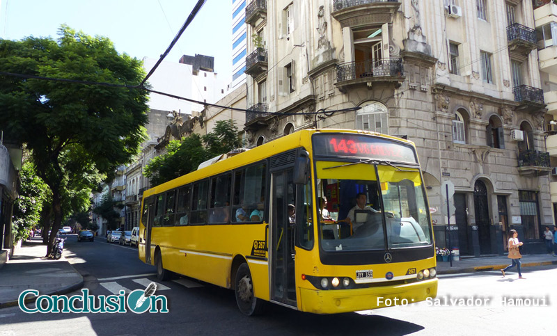 Habrá cambios en las paradas del transporte urbano por calle San Juan