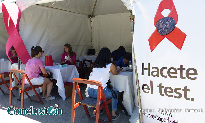 “Hay que preguntarse porqué se nos sigue muriendo gente de Sida”