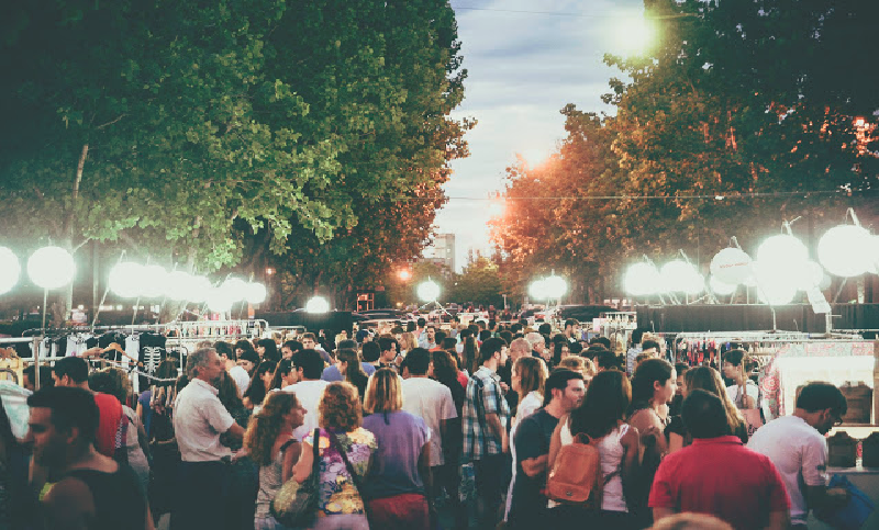 Se viene una doble jornada del Mercado Navideño al aire libre