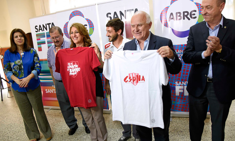 Fomentando el deporte, provincia y municipio fortalecen a clubes barriales