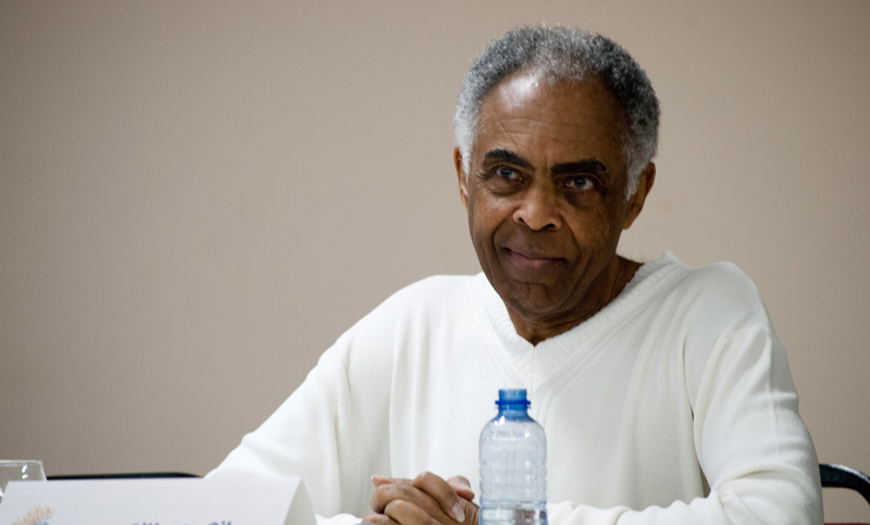 La Justicia brasileña ordenó a Facebook borrar una falsa entrevista a Gilberto Gil