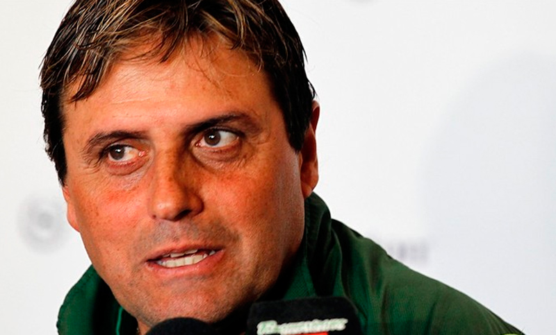 La U de Chile confirmó al rosarino Angel Hoyos como nuevo entrenador