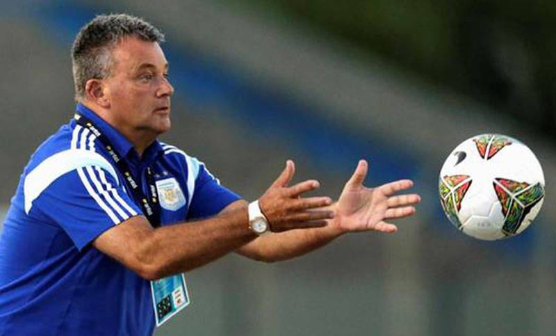 Todo queda en familia: Humberto Grondona dirigirá a Arsenal