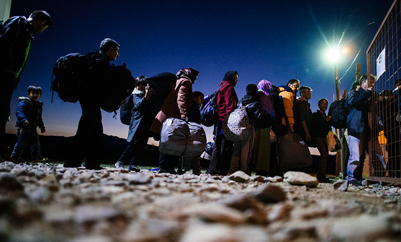 Ola de frío en Grecia obliga al realojo urgente de miles de migrantes