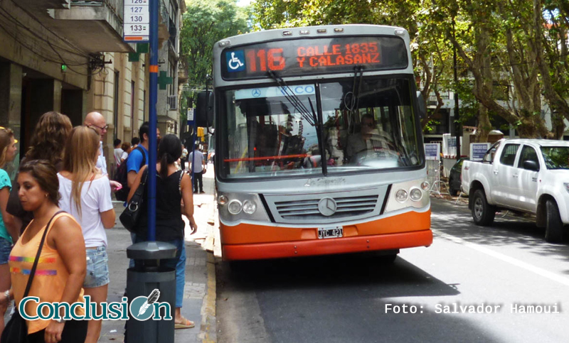 Este lunes no habrá colectivos desde la madrugada hasta el mediodía en la ciudad