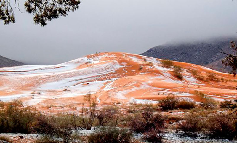 ¿Nibiru o calentamiento global? nieva en el desierto del Sahara