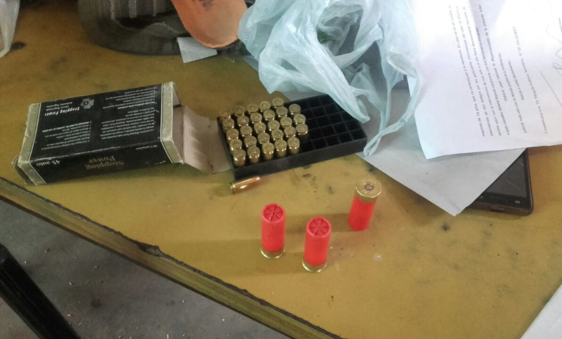 Secuestro de arma y detenido tras allanamiento en Cabin 9