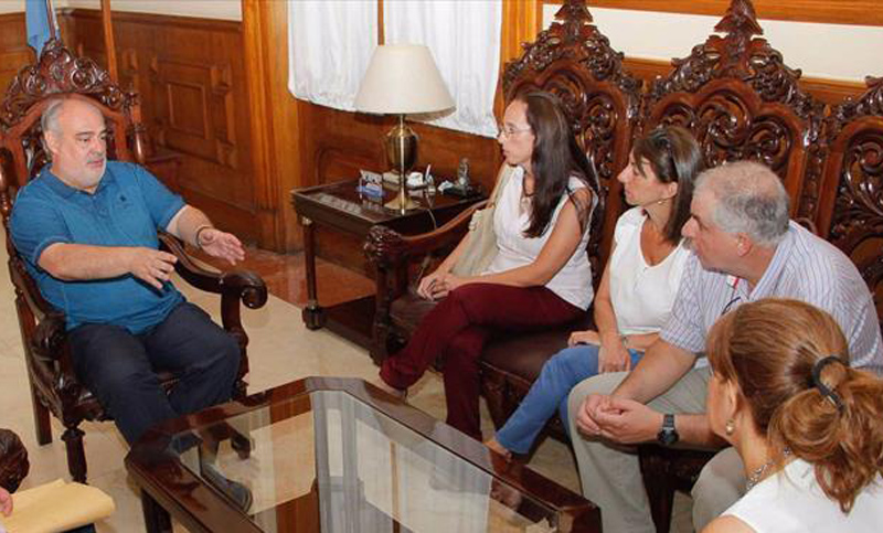 Colombi recibió a padres de “testigos” de los procedimientos en Goya