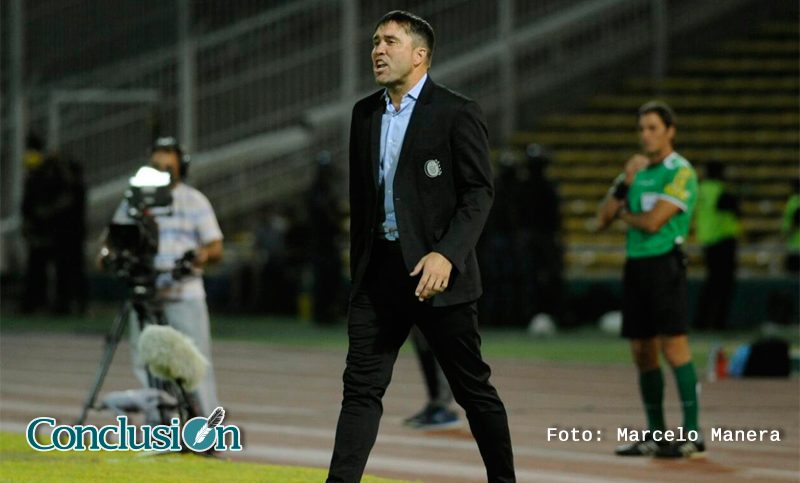 «¿A vos te parece que puedo dirigir la Copa Libertadores que perdí?»