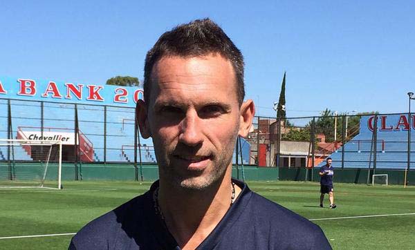 La tercera renuncia de la fecha 14: Bernardi se fue de Arsenal