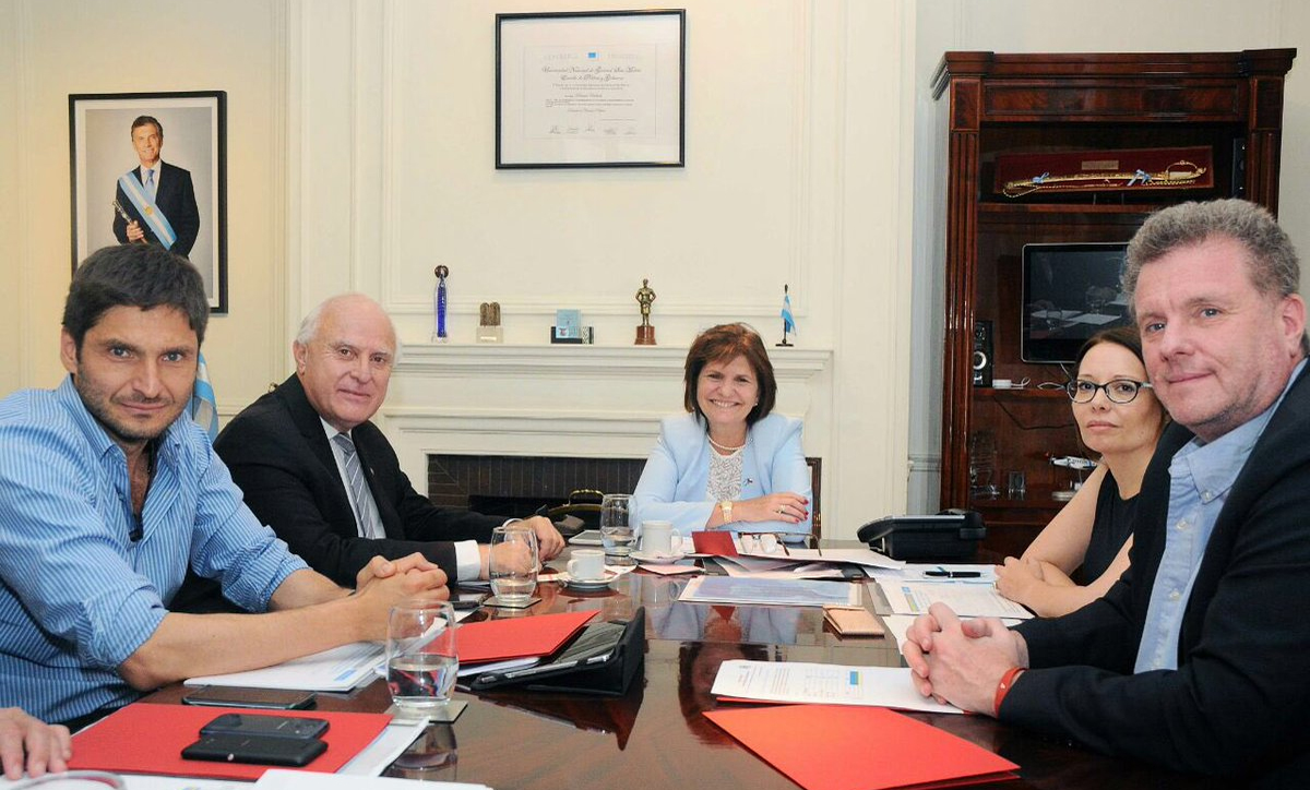 Miguel Lifschitz y Maximiliano Pullaro se reunieron con la ministra Patricia Bullrich