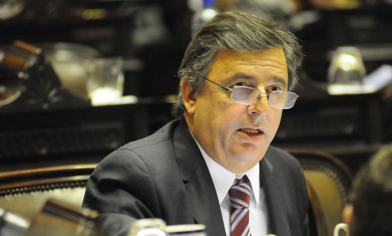 Negri advirtió que «hay barreras éticas» para que Cambiemos incorpore a peronistas